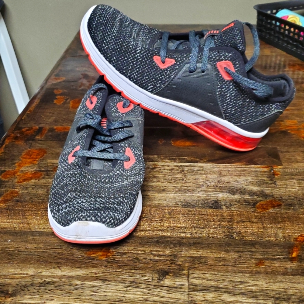Women's Tennis shoes